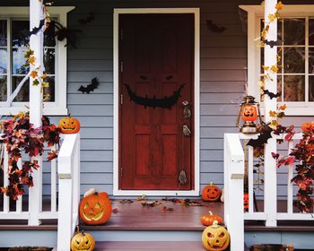 Haunted House Decorations