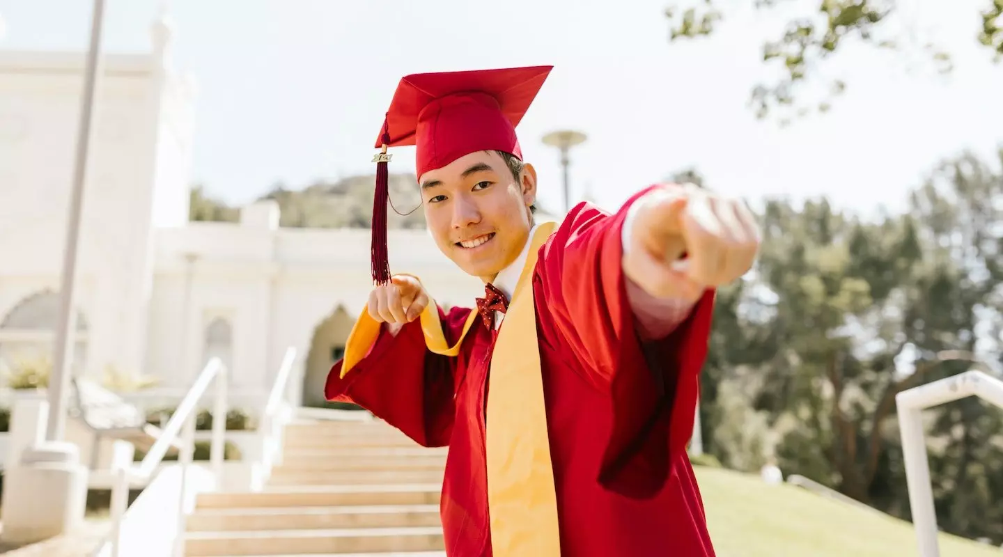 Hero_student financial aid