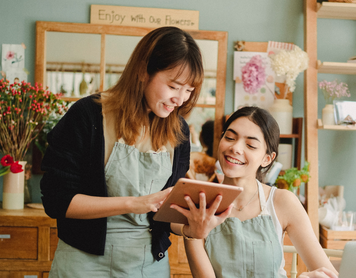 4 things to consider when opening a checking account